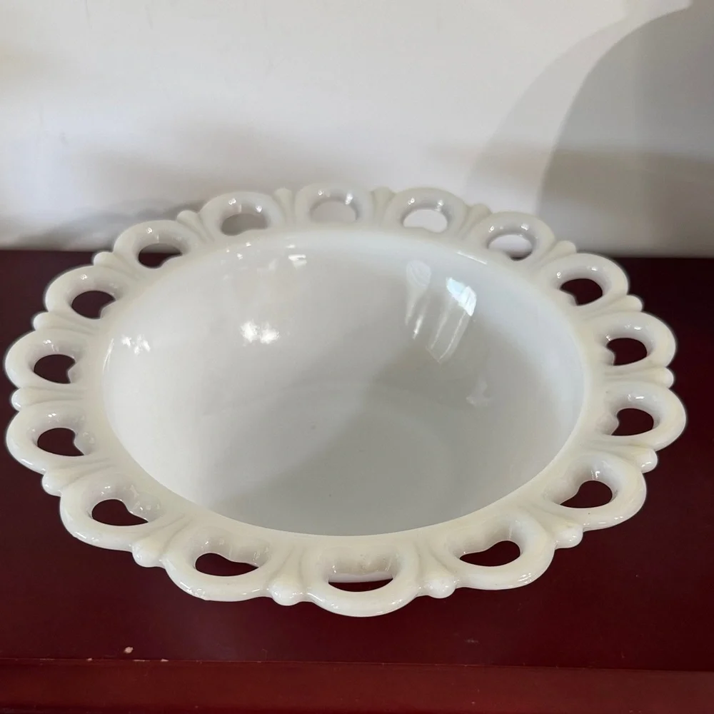 Anchor Hocking Old Colony Milk Glass Bowl  Lace Edge Vintage